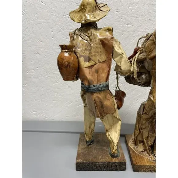 Vintage Paper Mache Mexican Folk Art Couple - Picture 6 of 8